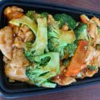 Best Chicken w. Broccoli (Pollo Con Broccoli) in Norcross, GA